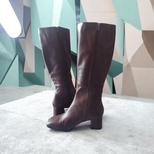 Dream Pairs Brown Heeled Boots